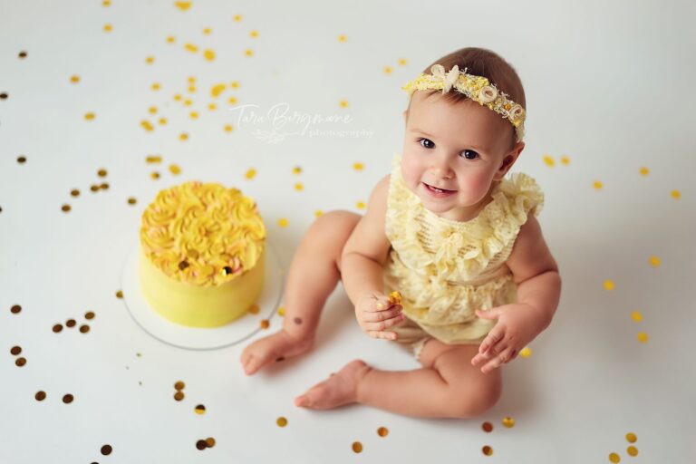 Smash the cake