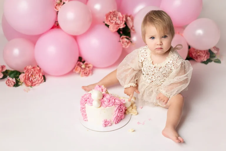 Smash the cake