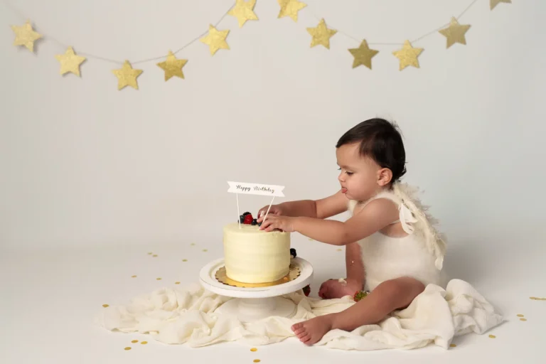 Smash the cake