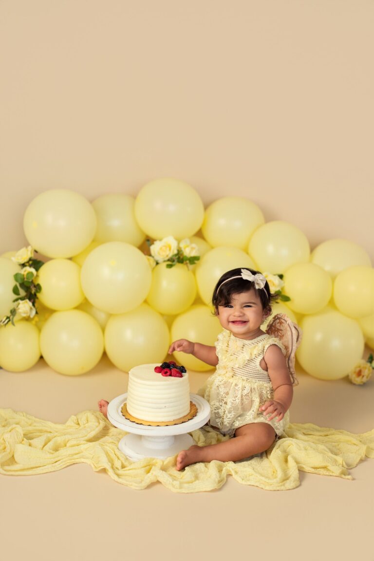 Smash the cake