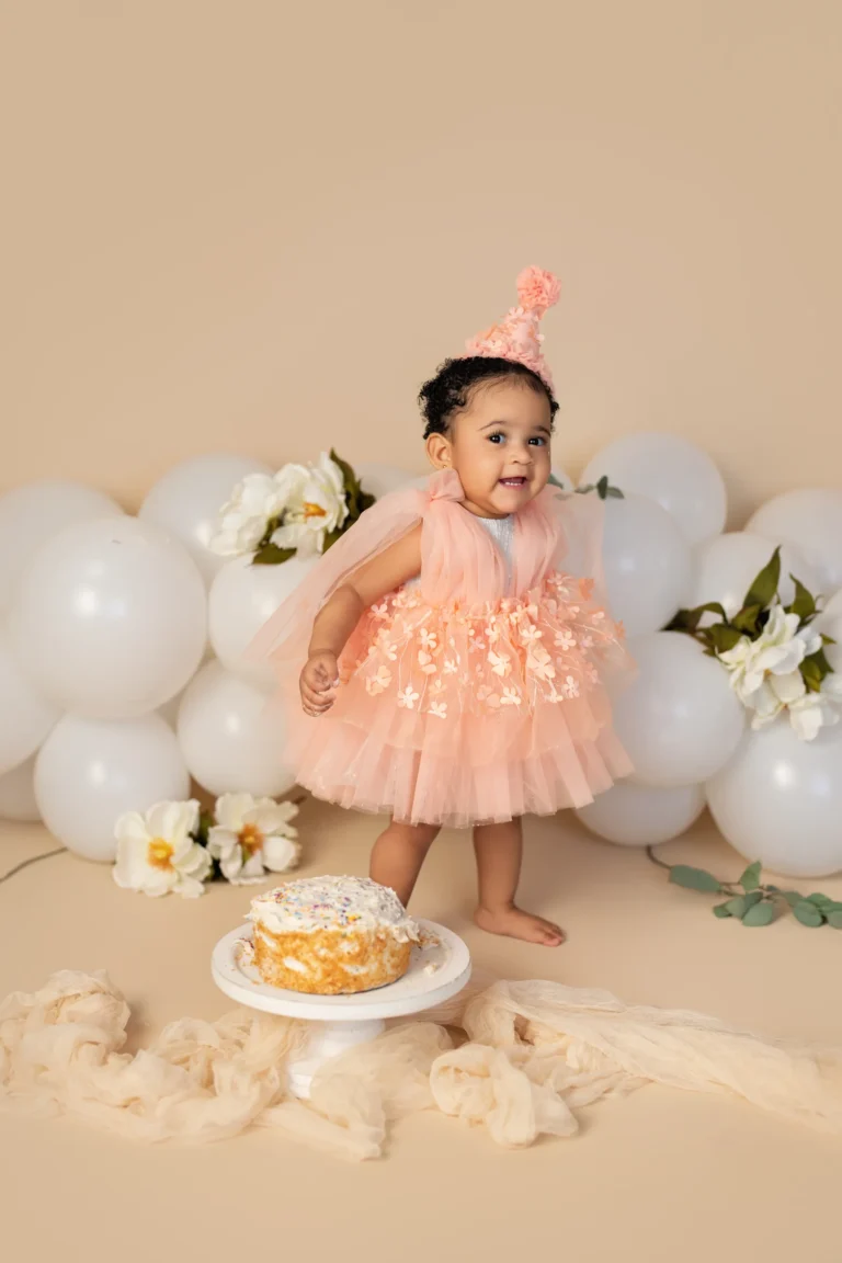 Smash the cake