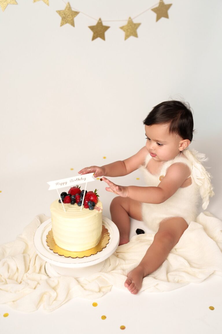 Smash the cake